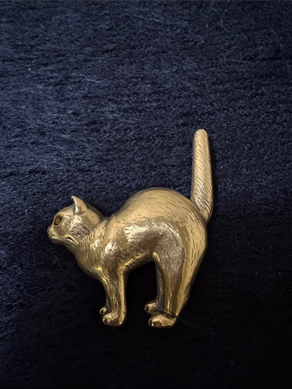Gold Cat Brooch - Vintage-Inspired Women's Jewelry